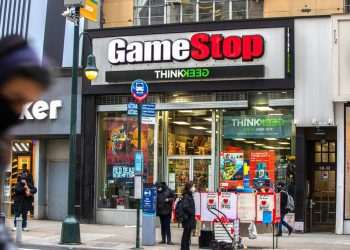 CFO da varejista de jogos Gamestop se demite e empresa procura substituto