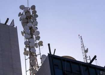 Conselho da Anatel tem maioria para aprovar leilão 5G; tema volta à pauta no fim do mês