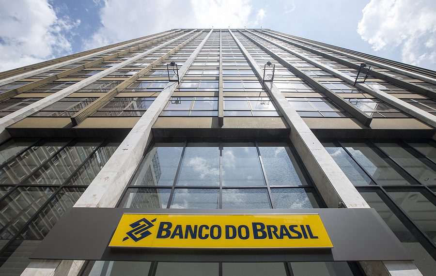 Banco do Brasil: Clientes aplicaram R$ 4,7 mi no Tesouro via WhatsApp desde lançamento