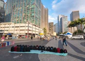 Fecomércio RJ pede ações de amparo à economia e combate da informalidade