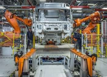 Fábrica da Volvo em Curitiba (PR)