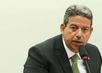 Lira permite votação remota na Câmara para facilitar aprovação da reforma tributária