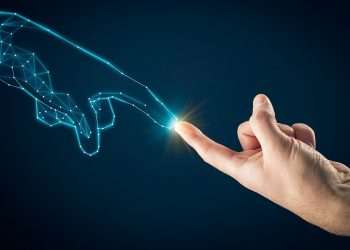 Inteligência Artificial ajuda empresas a se comunicar com colaboradores e clientes