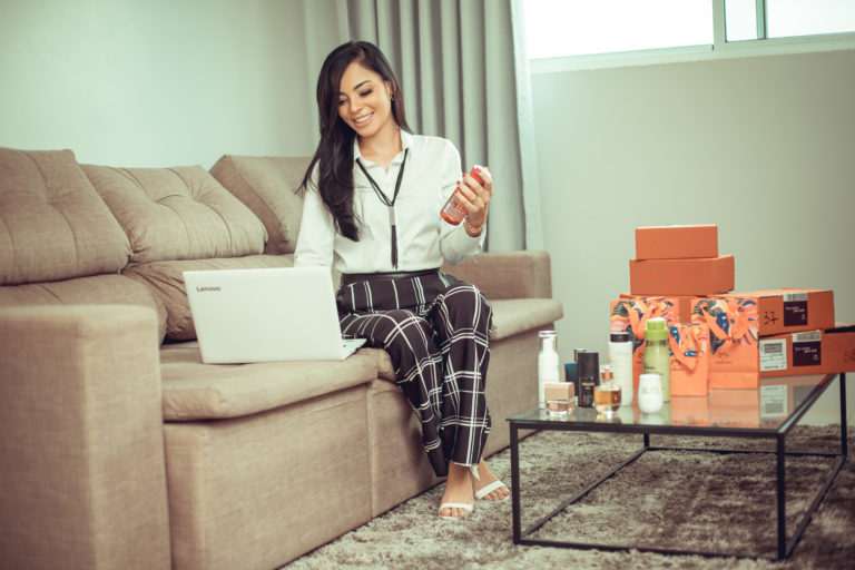 Natura promove ações de apoio a consultoras de áreas atingidas pelas queimadas