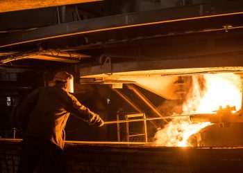 Siderúrgicas reduzem contrato com as montadoras