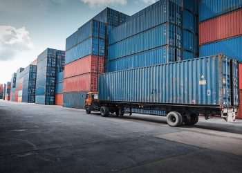 Indústria faz lobby para recriar barreiras comerciais de importados