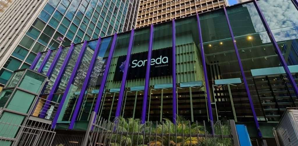 Megaloja da perfumaria Soneda servirá como ponto de encontro na Paulista