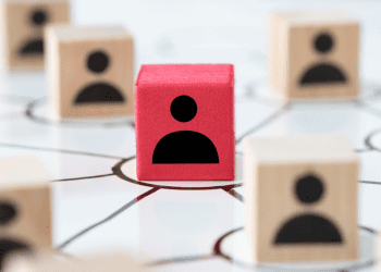 Futuro das redes: o caminho é ser maior ou diferente?