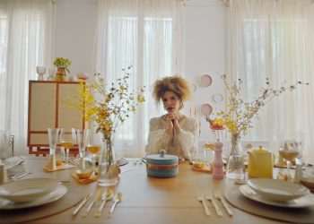 Westwing lança clipe-commerce de Vanessa da Mata com catálogo de produtos