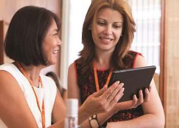 Natura seleciona consultoras para dar treinamento a outras vendedoras