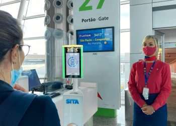 Latam realiza primeiro embarque com reconhecimento facial em Brasília