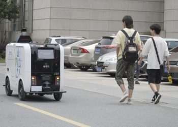 Alibaba investe em robôs para o delivery de comércio eletrônico na China