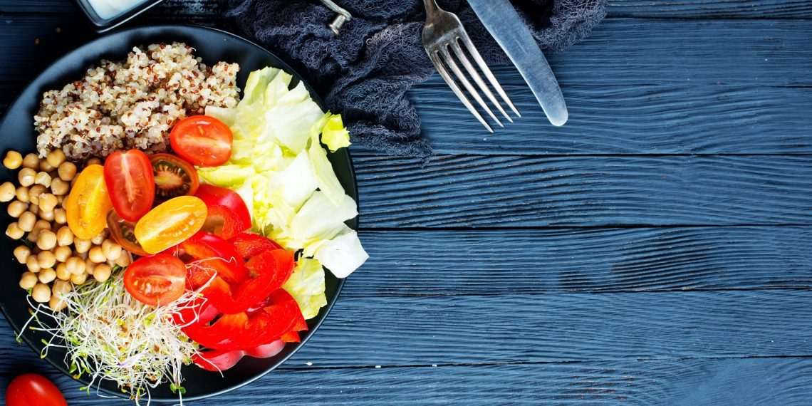 Brasileiro reduz consumo de carne e transforma mercado de foodservice