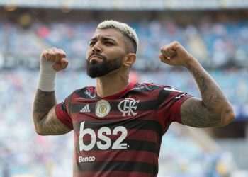 Gabigol lança loja oficial no do Mercado Livre, em parceria com a Webfones