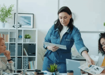 Pesquisa mostra que só 3,5% das empresas têm mulheres como CEO