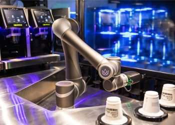 Robôs baristas vão servir cafés em estações do metrô de Cingapura