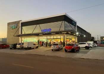 Supermercados de bairro se adaptam e crescem na pandemia