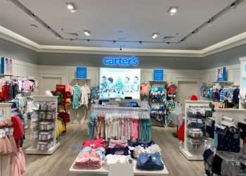 Riachuelo lança site brasileiro da varejista de moda infantil Carter's