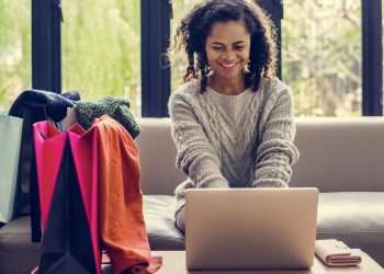 Live commerce de Unilever e iFood tem ofertas de acordo com localização do consumidor