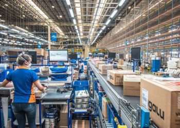 Magalu amplia área de distribuição e começa a operar maior CD da rede