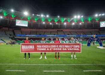 Brahma usa futebol para relembrar importância da segunda dose da vacina
