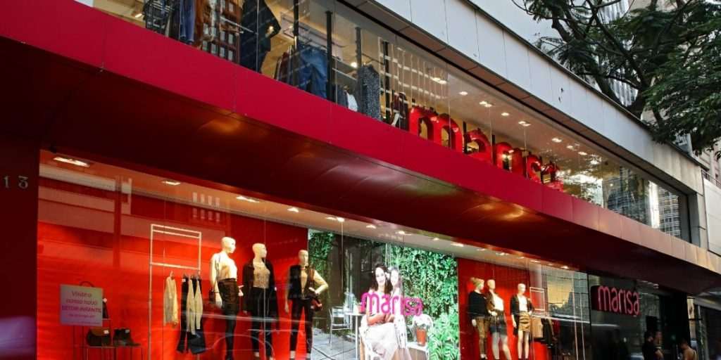 Marisa lança marketplace para vender roupa, artigos de decoração e cursos online