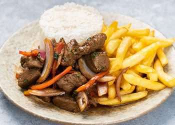 Padarias foram principal escolha para consumo presencial de almoço no 1º semestre