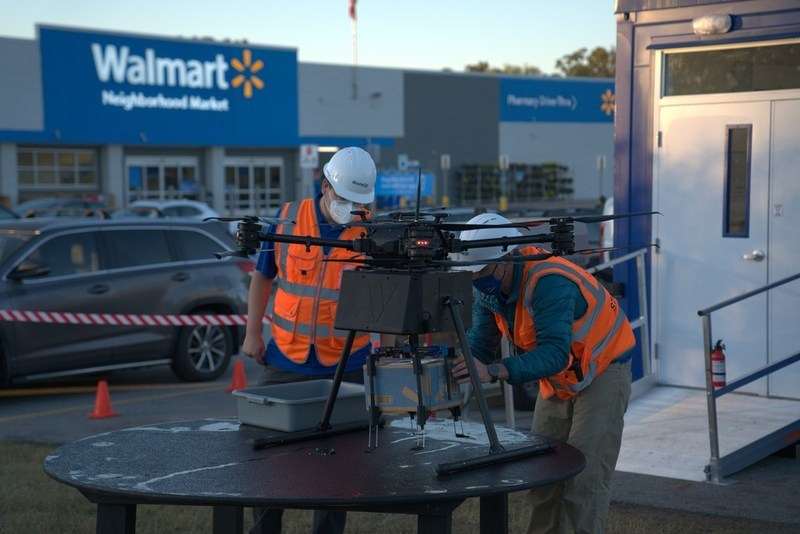 Walmart começa a fazer entregas com drones em 30 minutos nos EUA