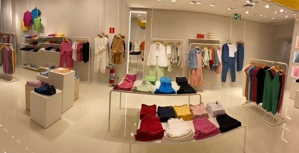 Hering inaugura loja-conceito no shopping JK Iguatemi, em São Paulo