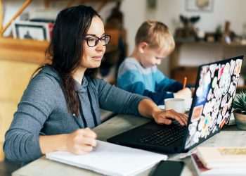 Empreendedorismo feminino: Huggies anuncia finalistas de programa de aceleração