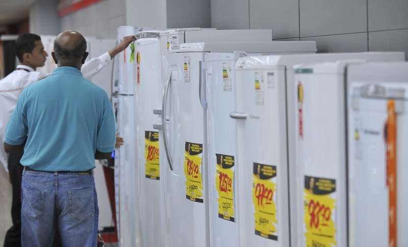 Geladeiras lideram aumento de preços antes da Black Friday