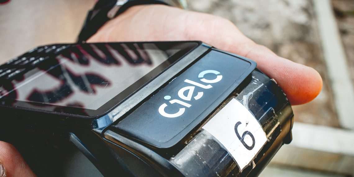 Cielo terá 3 mil maquininhas "inteligentes" no festival Lollapalooza Brasil