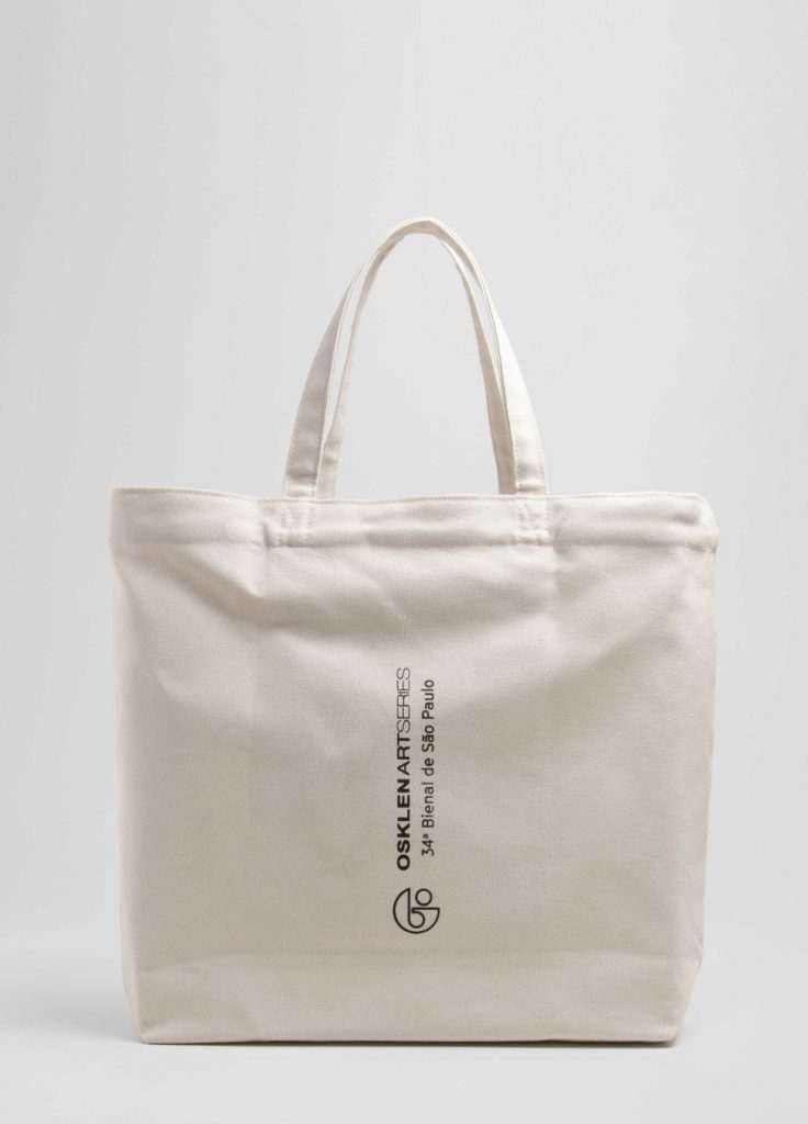 Osklen assina coleção cápsula exclusiva para Bienal de São Paulo