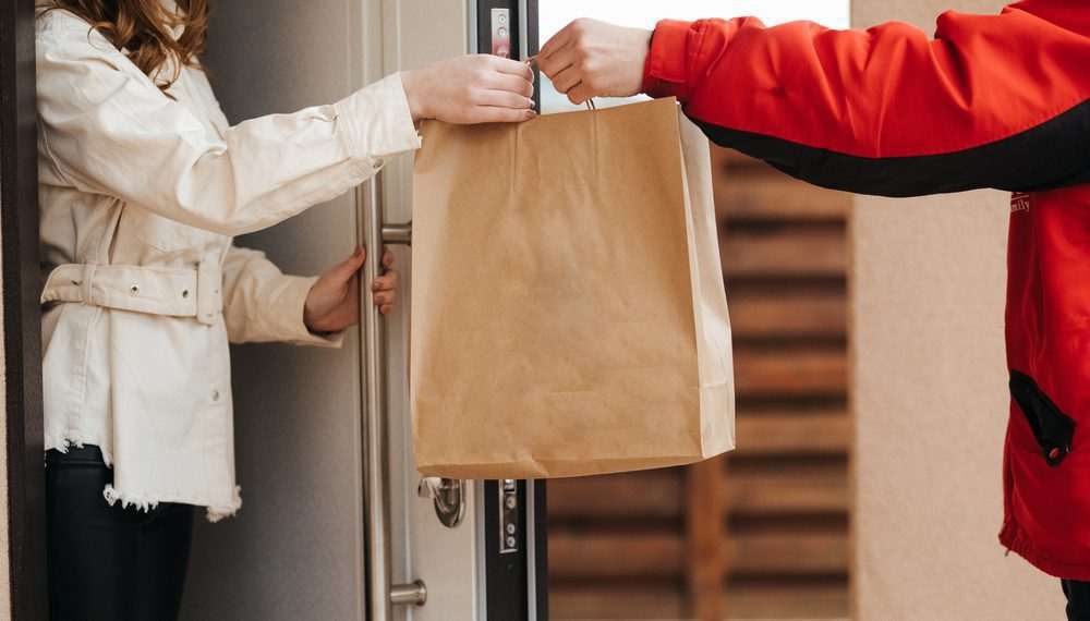 Estabelecimentos que trabalham com delivery chegam a 89%