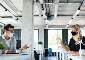 Empresas vão precisar adaptar escritórios para aumentar convivência