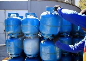 Ultragaz cria "Vale Gás" que permite congelar o preço do GLP para o consumidor Petrobras aprova 300 mil auxílios para compra de botijões de gás