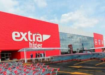 Nas lojas que restam do Extra Hiper, clima é de despedida