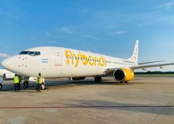 Companhia aérea low cost argentina Flybondi retoma rotas para o Brasil