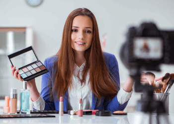 NRF 2022: Como transformar a experiência de compra com o live commerce