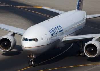 United Airlines tem cerca de 3 mil funcionários com teste positivo para covid-19