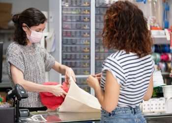 IDV projeta crescimento de vendas no varejo a partir de março