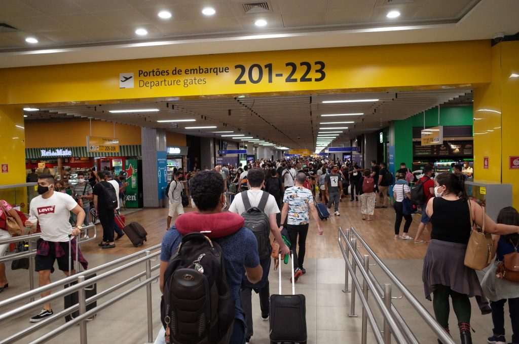 Após 27 meses, oferta de voos no mercado doméstico supera pré-pandemia