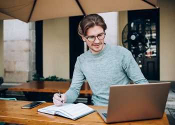 Aumentar as vendas e a gestão financeira são os principais desafios para os empresários