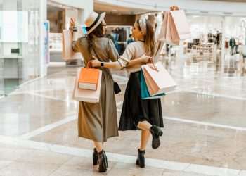 abrasce-para-2022-projecao-e-de-aumento-de-138-nas-vendas-dos-shoppings