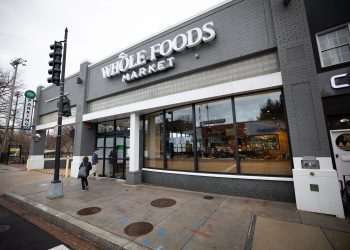 Whole Foods inaugura supermercado sem caixas com tecnologia da Amazon