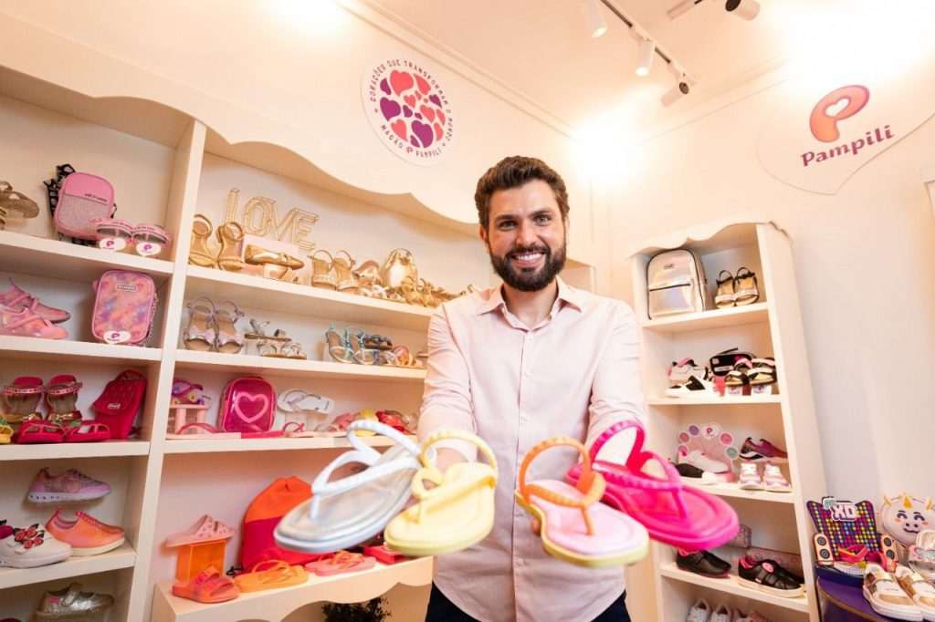 Pampili, especializada em moda infantil feminina, começa a operar com franquias