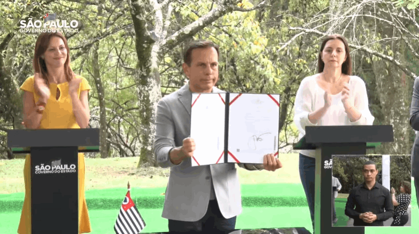 Governo de São Paulo confirma liberação do uso de máscaras ao ar livre