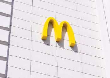 McDonald's fecha 850 restaurantes na Rússia temporariamente