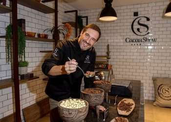 "Brasileiro está disposto a doar", diz Alexandre Costa, que arrecadou R$ 7 milhões nesta Páscoa