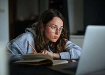 Plataforma educacional do McDonald’s amplia oferta de cursos